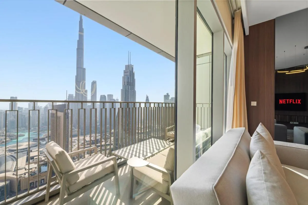 ⁨Luxury 4BR with full Burj Khalifa and Fountain View - 5Min to Dubai Mall⁩ — صورة 16