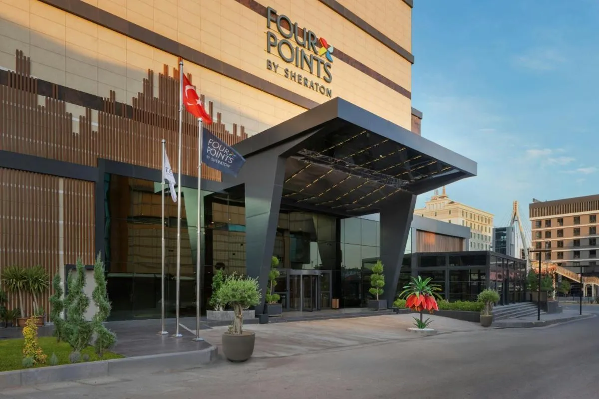 ⁨فوور بوينتس بي شيراتون يلازيغ⁩ — صورة 2