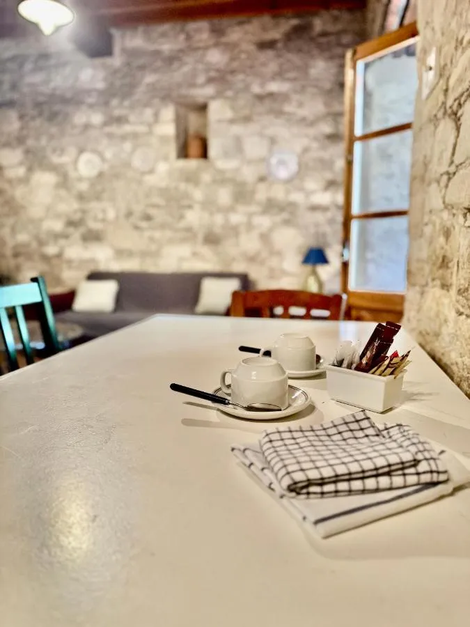 سورنارو هووسي — صورة 2