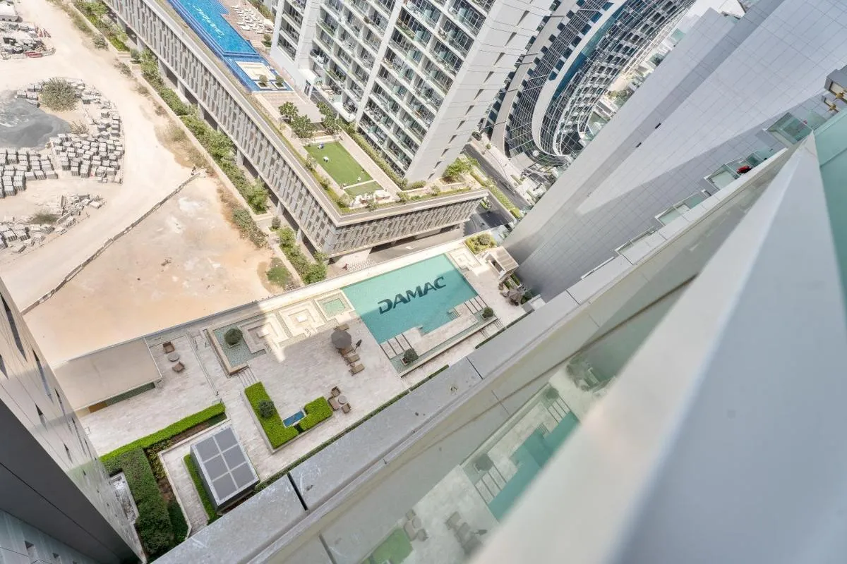 ⁨Downtown Dubai Studio Apartment - High floor⁩ — صورة 6