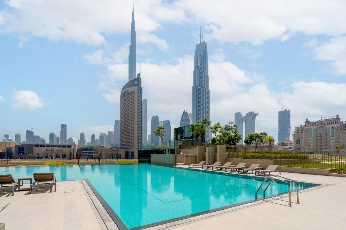 ⁨Luxury 4BR with full Burj Khalifa and Fountain View - 5Min to Dubai Mall⁩ — صورة 7