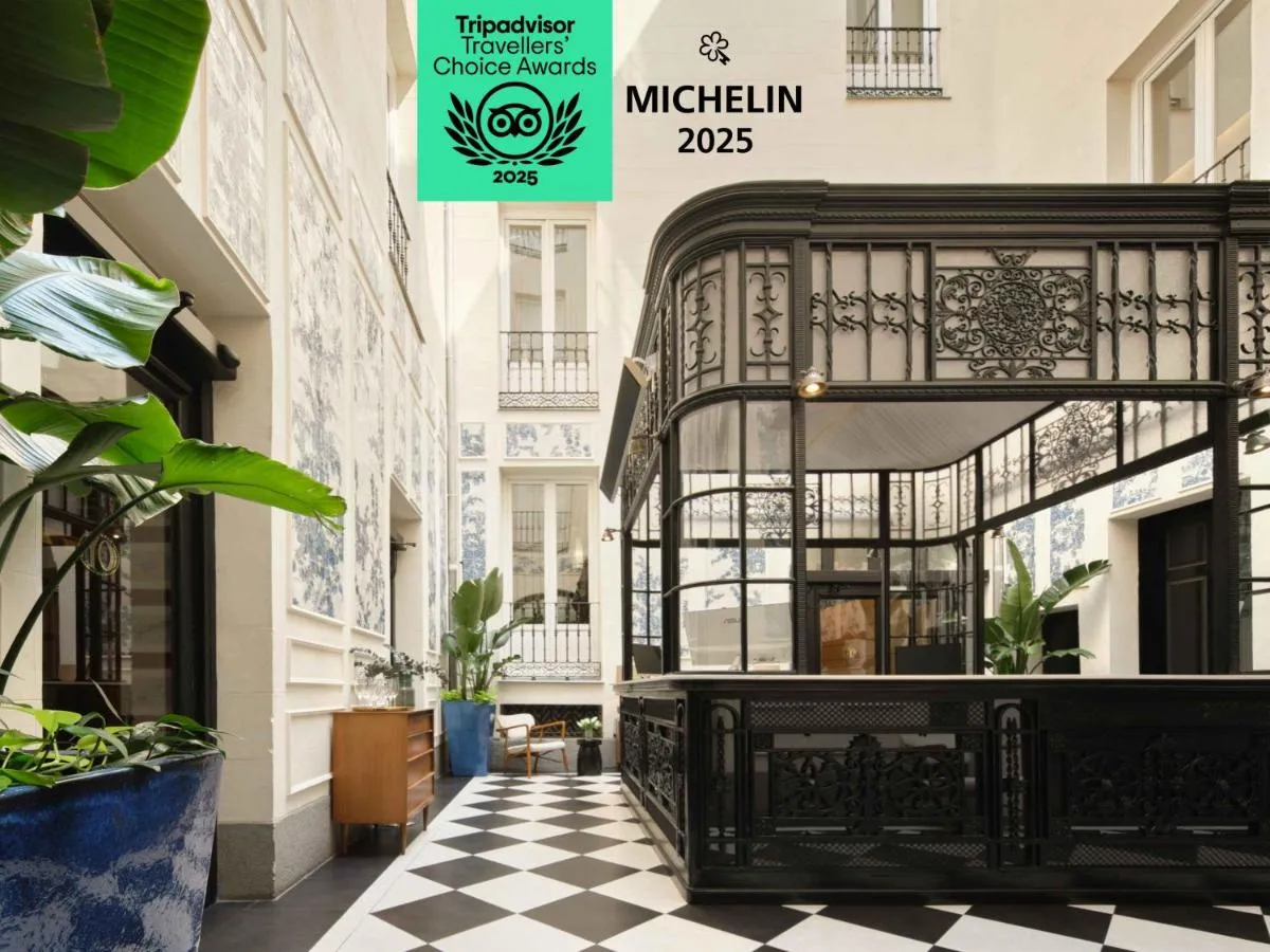 ونلي يو بوتيك مدريد - مدريد، إسبانيا