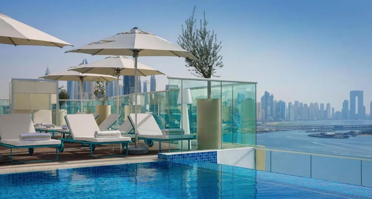 Spacious 1 bed with seaview in Seven Palm - Palm Jumeirah - IQPRO Holidays — صورة 4