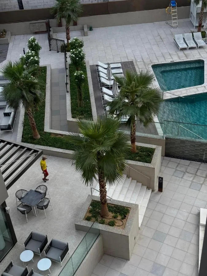 هوبوبب لاكشري ذا بينينسولا 5 دوباي — صورة 4