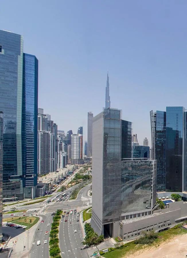 ⁨Zada Tower 1BR with amazing Dubai Canal view⁩ — صورة 6