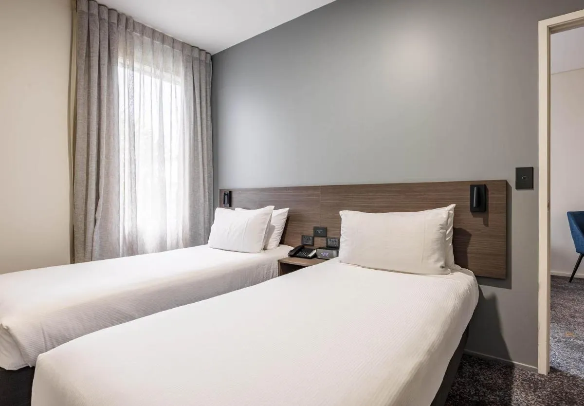 هيرتلاند وكلاند إيربورت — صورة 4