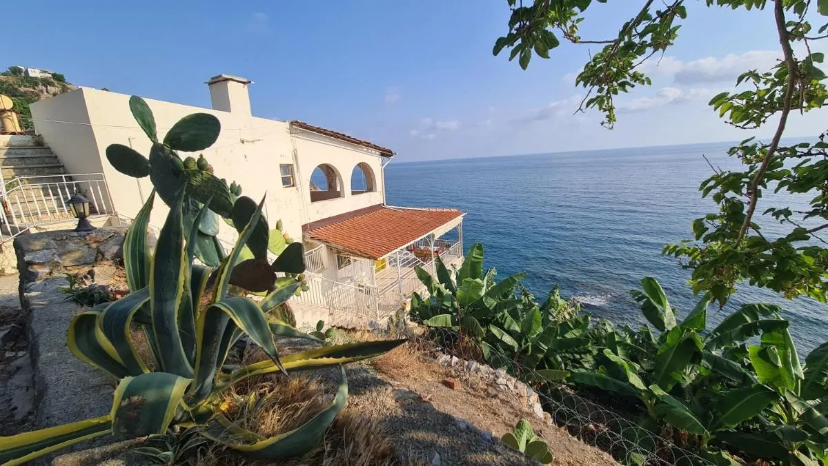 Uğrak Home - Işıklı، تركيا