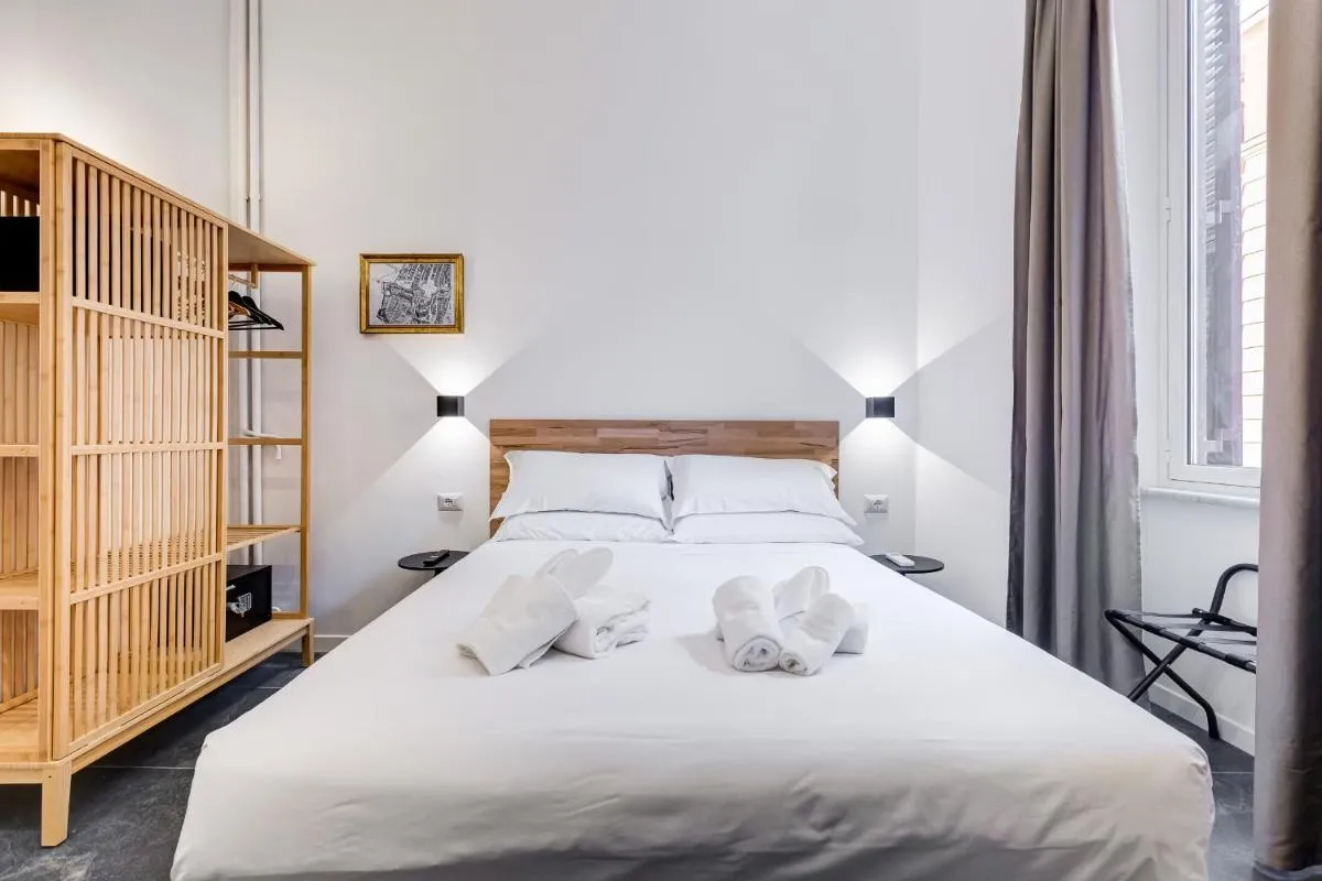 ريليه سان جيوفاني - روما، إيطاليا