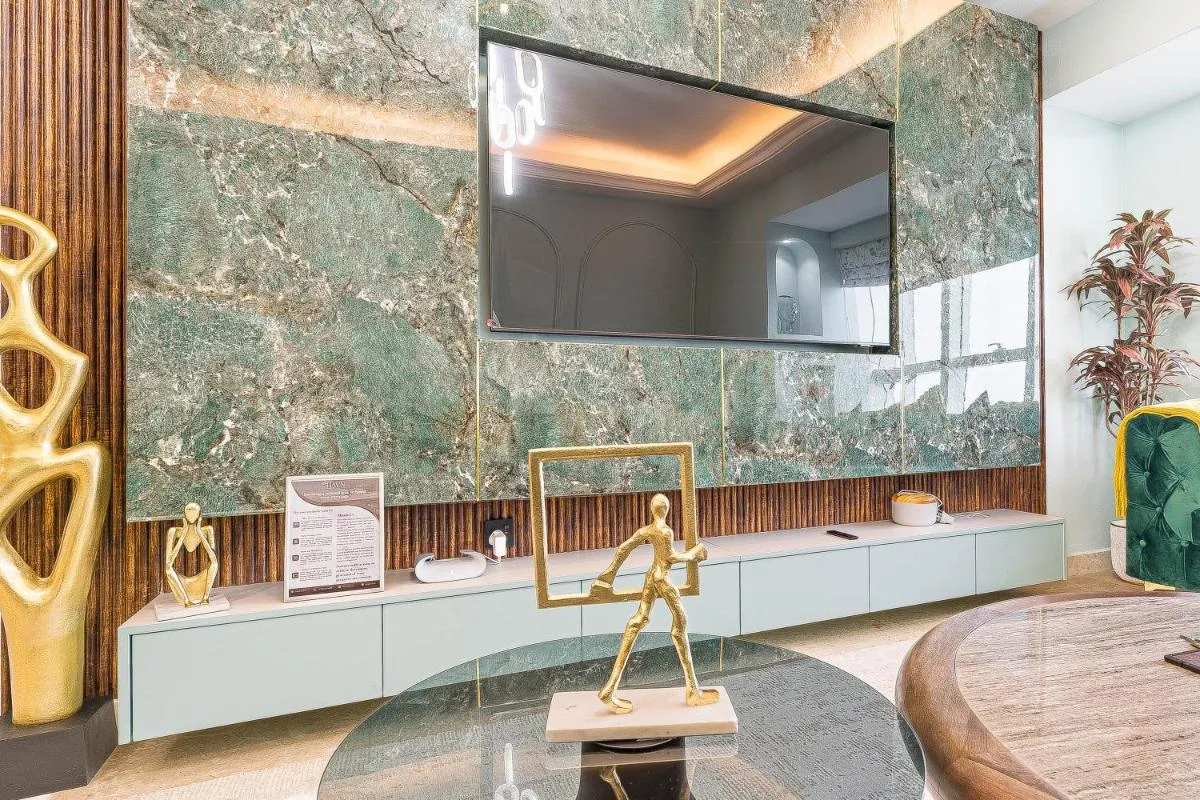 Homeeza Luxury 2BR Apartment Sea Views Dubai Marina — صورة 3