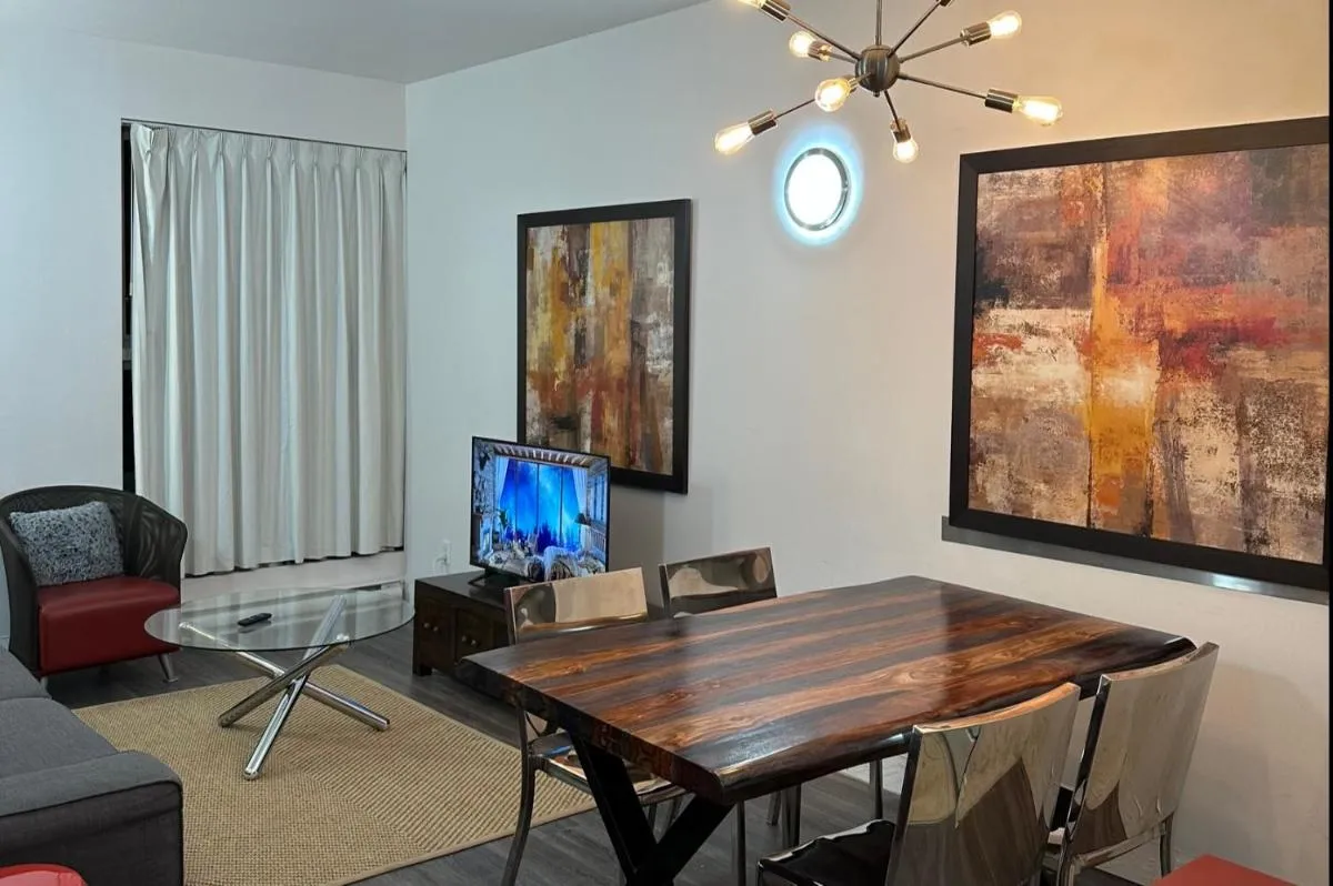 كوزي وبن سباك - مونتريال، كندا