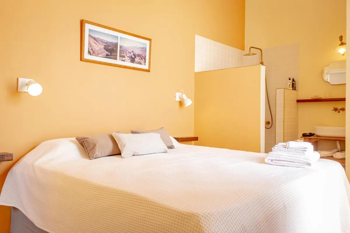 لا نوير بيتيت هوتيل — صورة 2