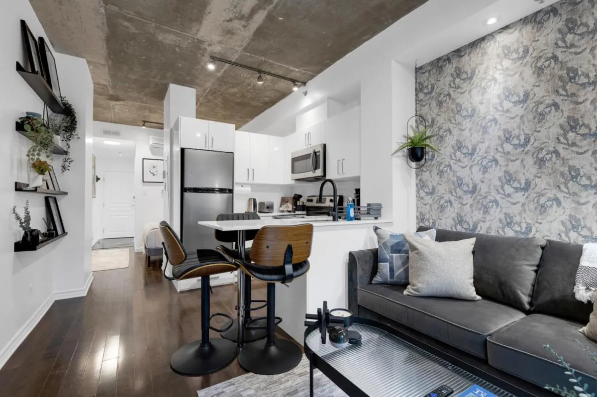 يمبككابل بارك افنو باد باركينغ - مونتريال، كندا