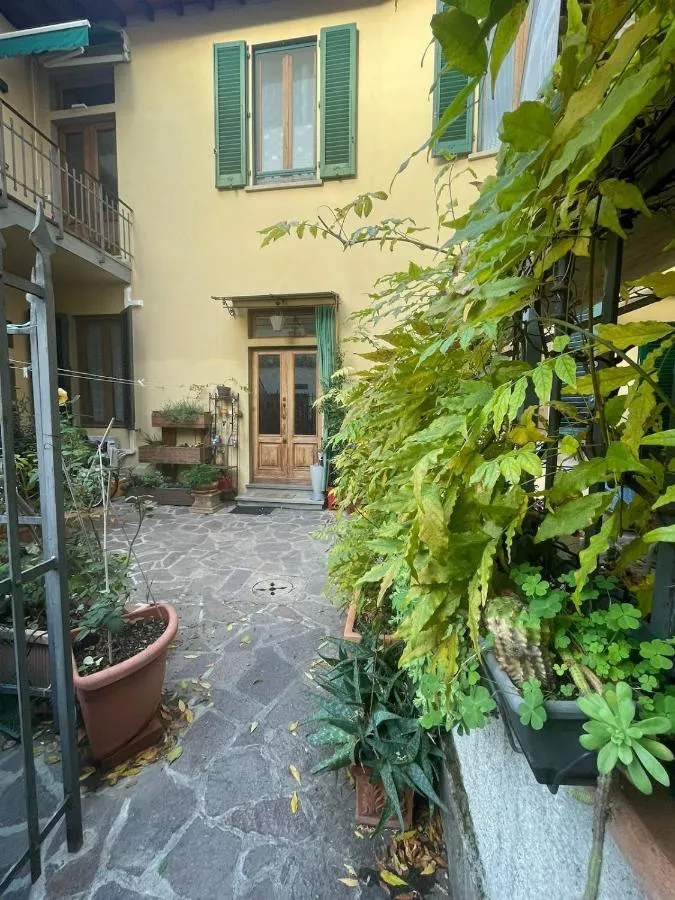 بي بي دا مينا - فلورنسا، إيطاليا