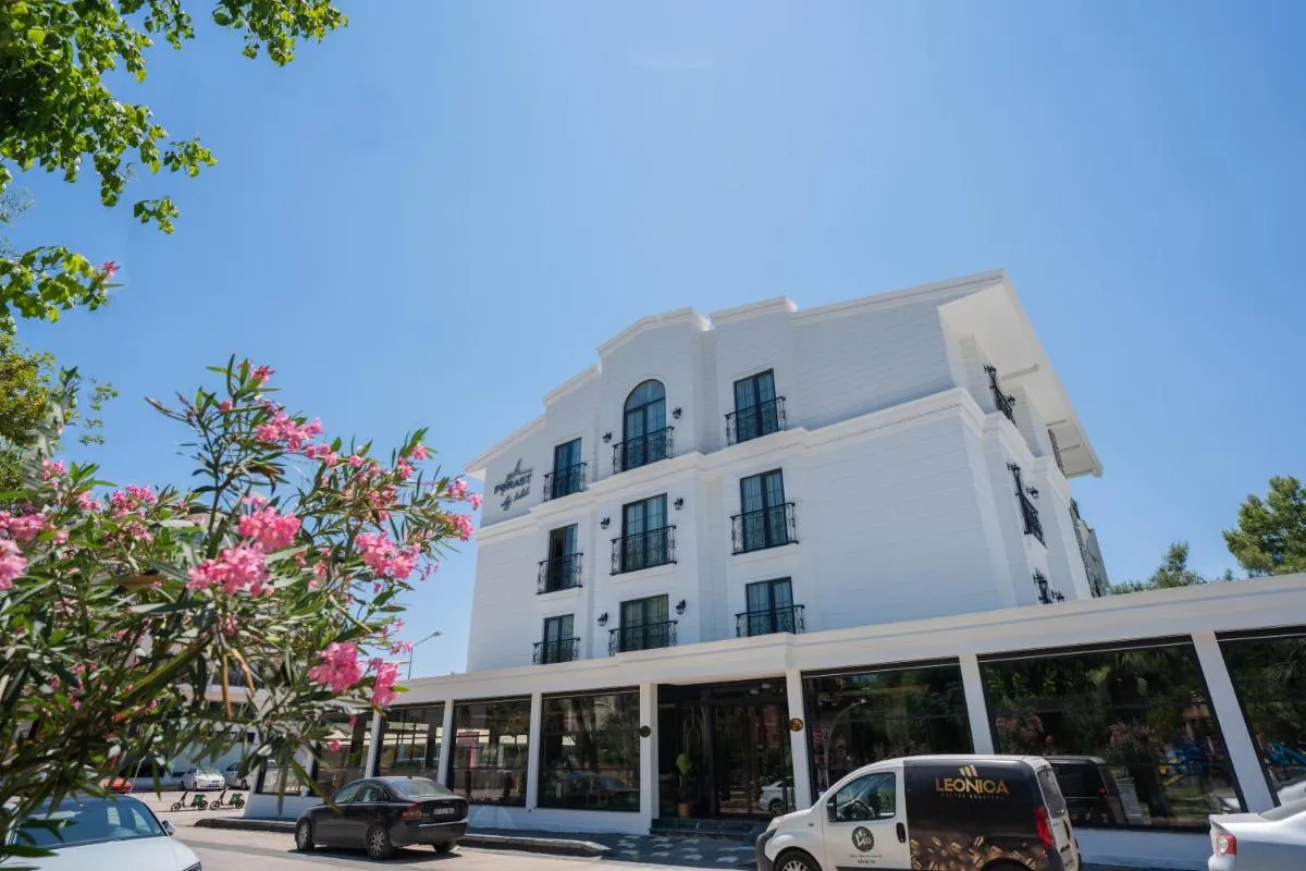 Perast City Hotel — صورة 3