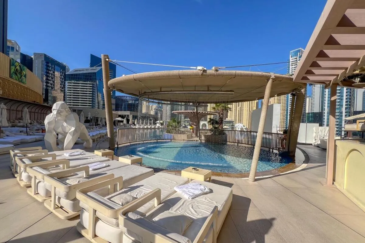Waves - Modern Comfort 1BR Apt at JW Marriott Marina Mall — صورة 3