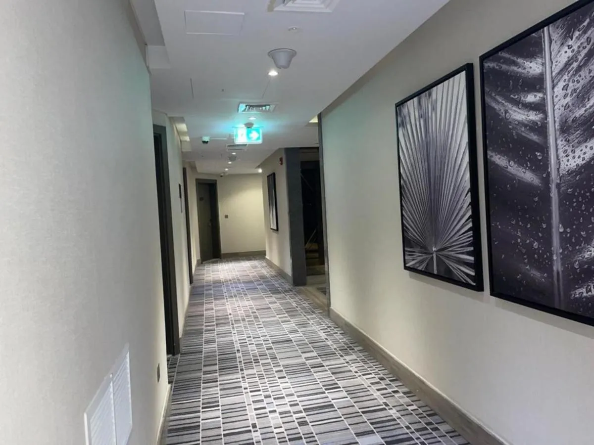 ⁨Canal View, Luxurious Studio In Downtown Dubai⁩ — صورة 6