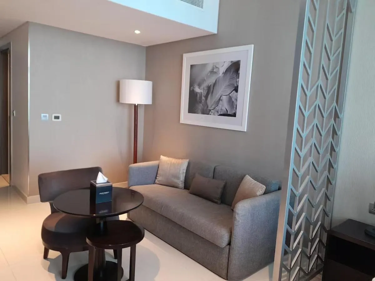 ⁨Canal View, Luxurious Studio In Downtown Dubai⁩ — صورة 15