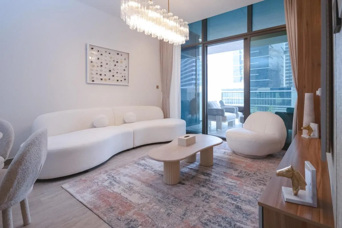 واتيرفرونت لوكسي هافين ذا بينينسولا - دبي، الإمارات