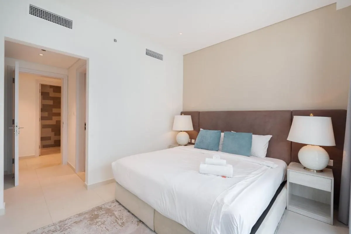 Free housekeeping visits during your stay - Stayshort - Prime 2 Bedroom Sleeps 4 in Palm Jumeirah — صورة 4