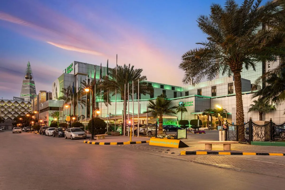 فندق هوليداي إن الرياض القصر