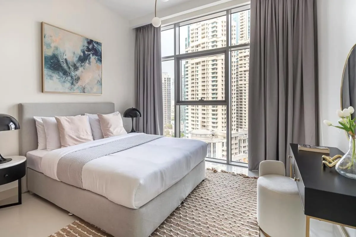 ⁨Frank Porter - Boulevard Crescent⁩ — صورة 7