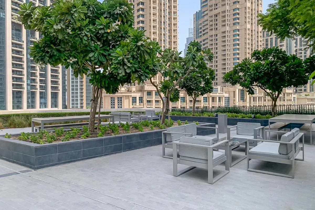 ⁨Frank Porter - Boulevard Crescent⁩ — صورة 13