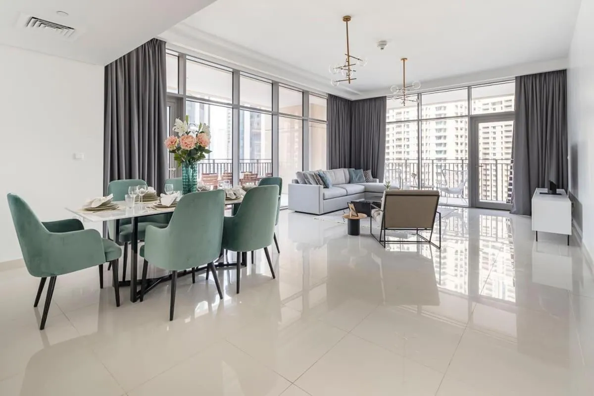 ⁨Frank Porter - Boulevard Crescent⁩ — صورة 19
