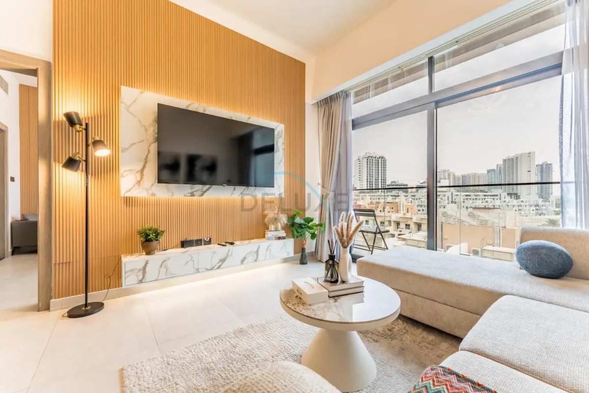 Community View 1BR, Just 15minutes to Miracle Garden - Oxford Boulevard, Jumeirah Village Circle by Deluxe Holiday Homes - دبي، الإمارات
