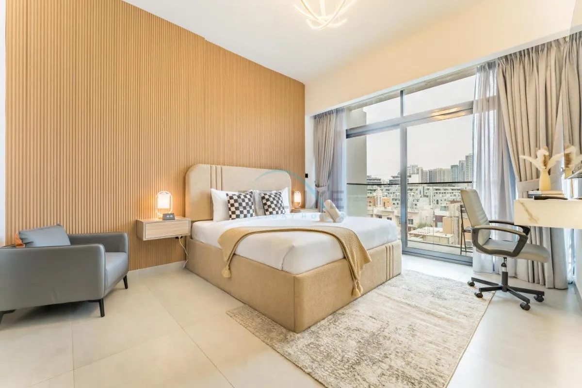Community View 1BR, Just 15minutes to Miracle Garden - Oxford Boulevard, Jumeirah Village Circle by Deluxe Holiday Homes — صورة 4