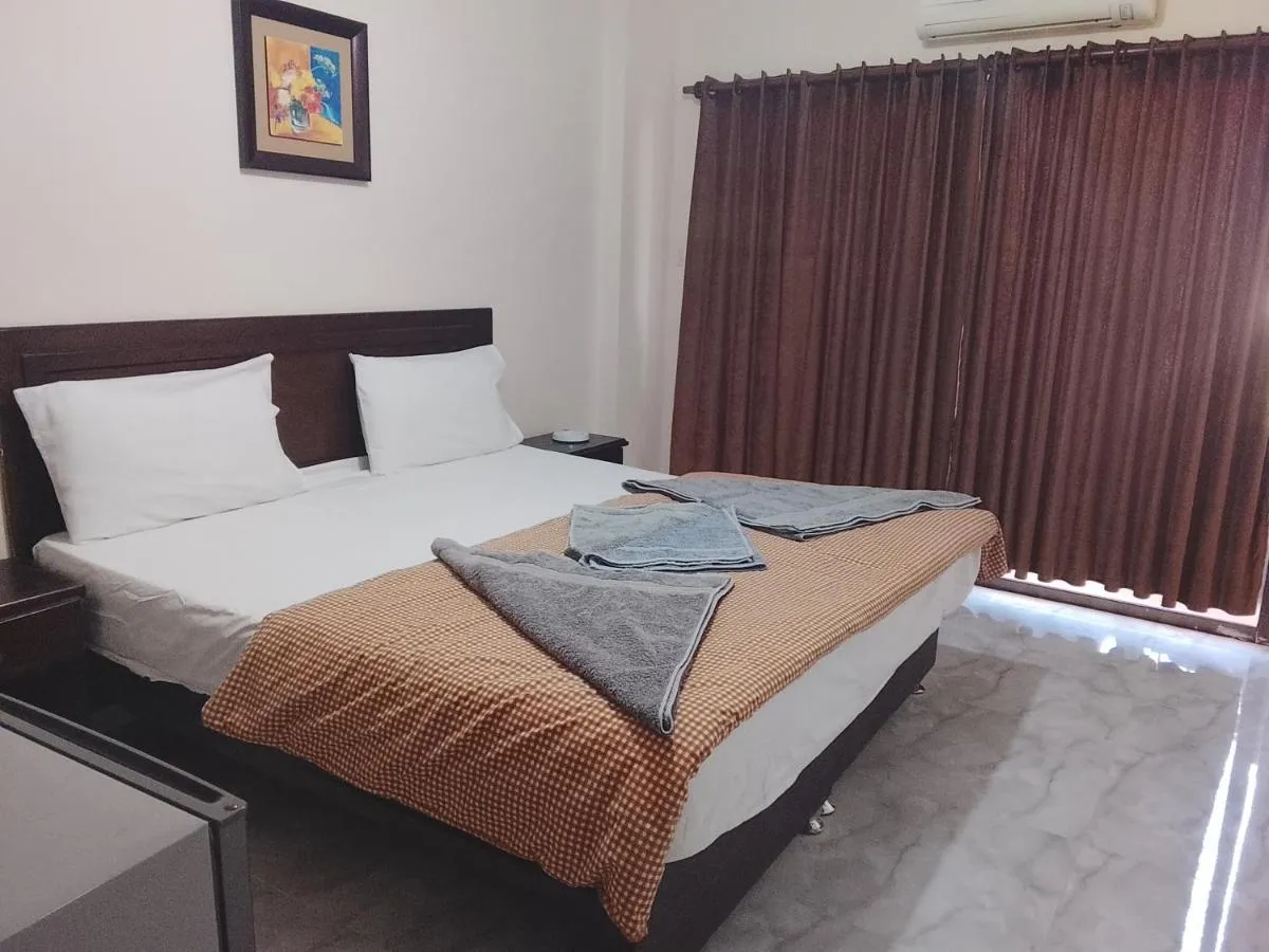 باراكا ال اقابا هوتيل سويتس — صورة 2