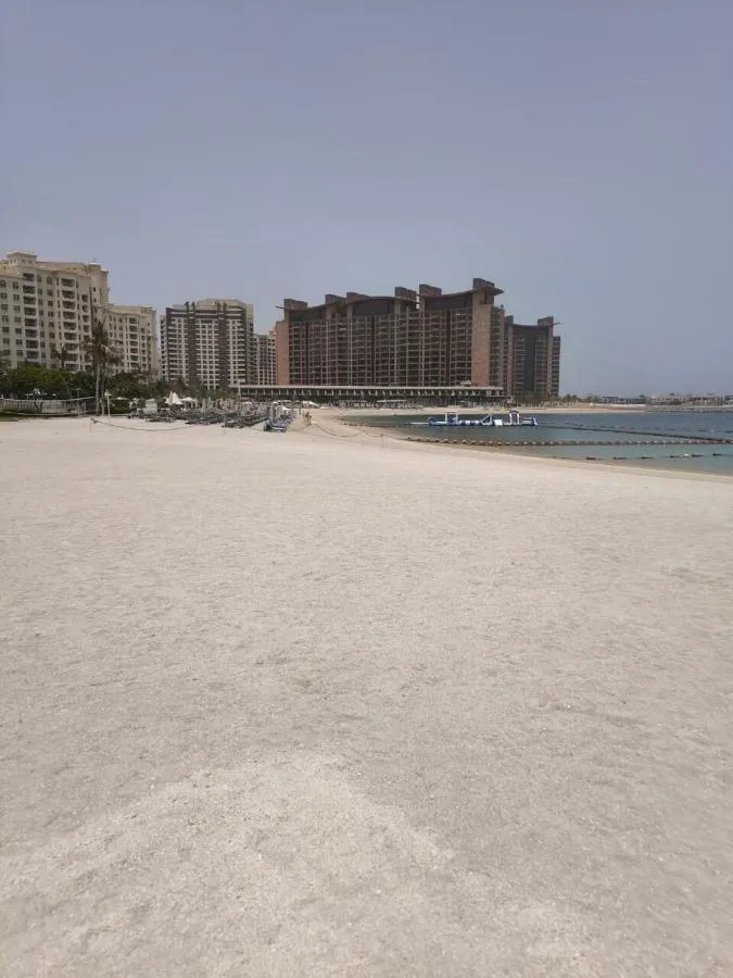 Palm Jumeirah Luxury Villa 4BR Private BeachAccess — صورة 4