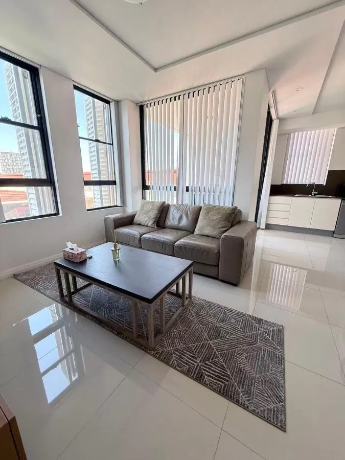 مودرن ب ابت روسبري - سيدني، أستراليا