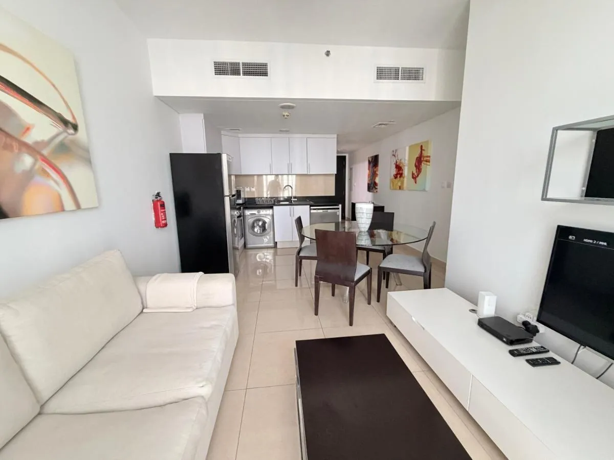 ModernLux - Luxury Duplex 1 BR in Movenpick Hotel JLT with Lake View — صورة 4