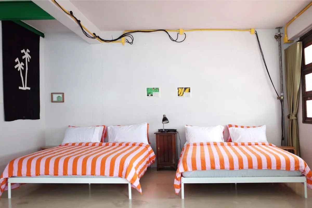 وربانيستس بكك إنتاير فلور 4 6 بوبل بدس باثس نير مدبارك هوسبيتال كوين سيريكيت كونفنشن هالل بنجاكيتتي بارك — صورة 3