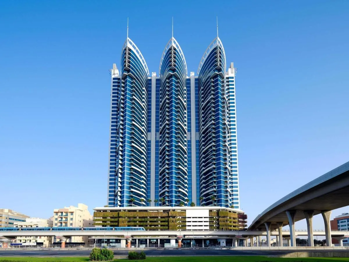 ⁨اداغيو بريميوم دوباي ال بارسها⁩ — صورة 16