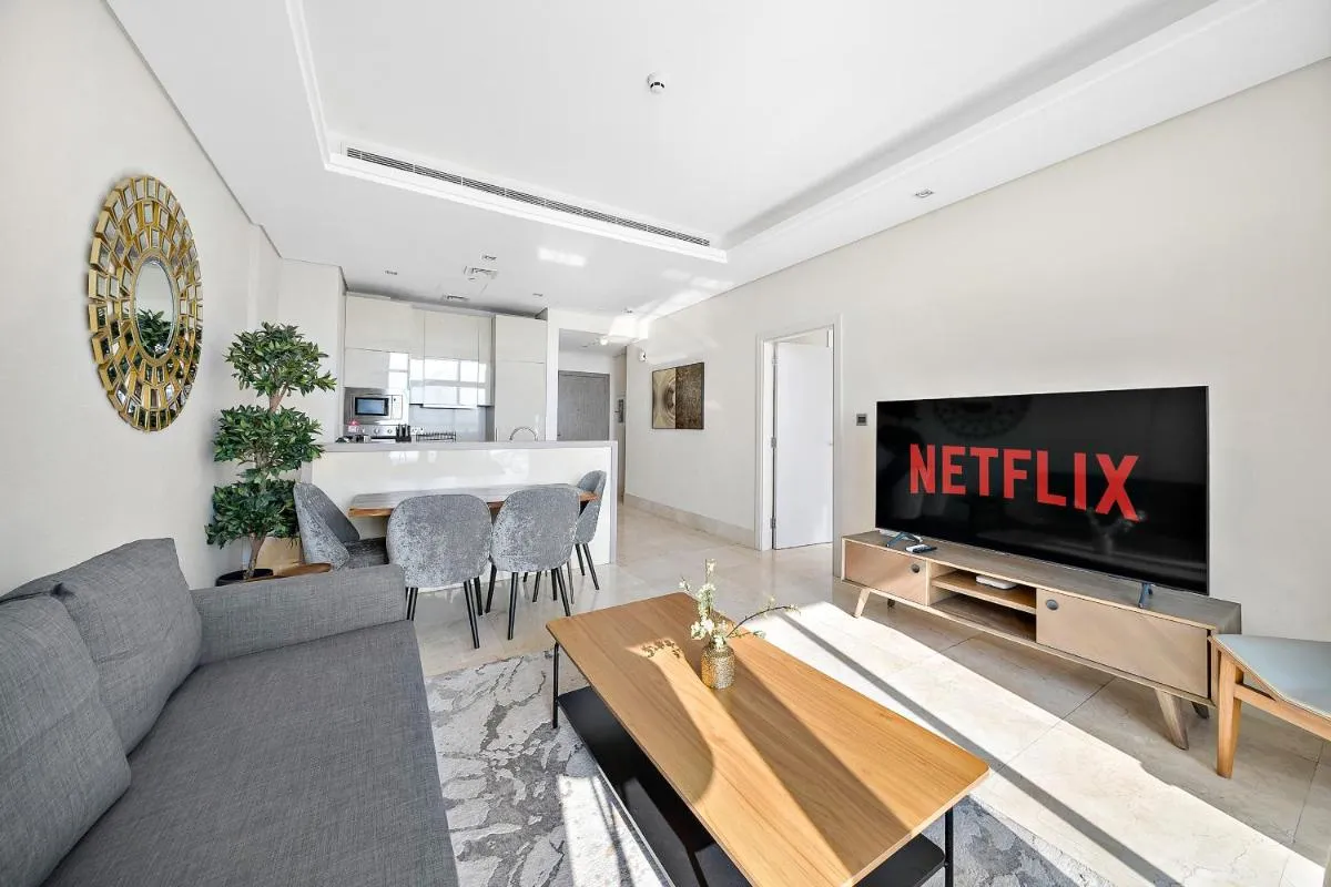 Upscale 1BR with Beach Access on Palm Jumeirah — صورة 3