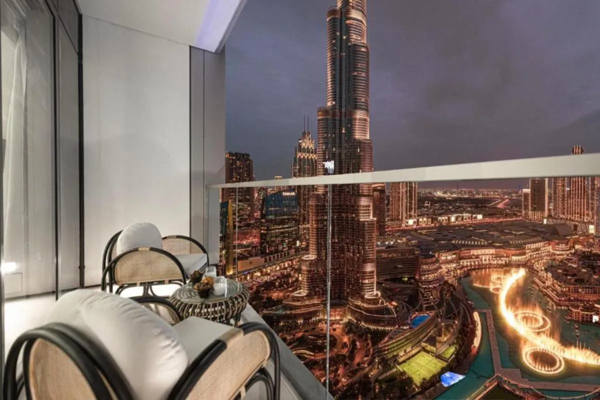 SkyHigh 2BR Burj Views Steps to Dubai Mall