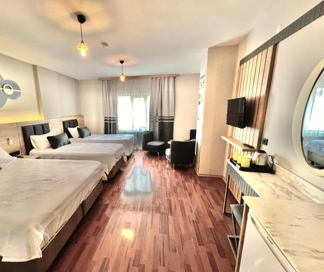 ⁨STANBUL Taksim Palece OTEL⁩ — صورة 8