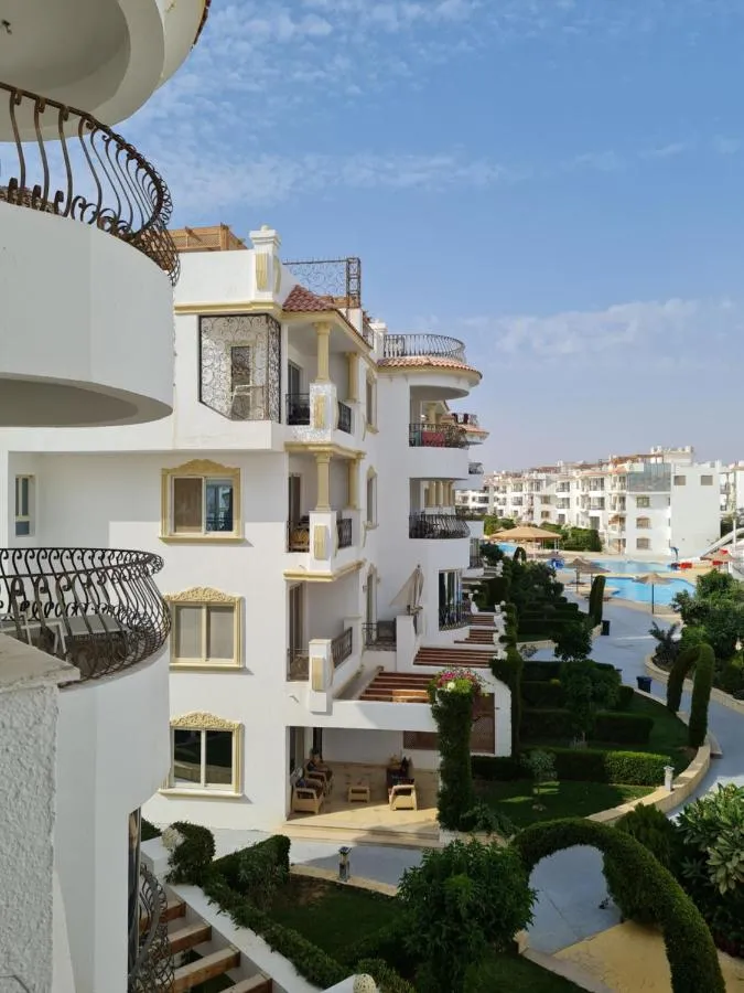 شارم هيلز 2 — صورة 2