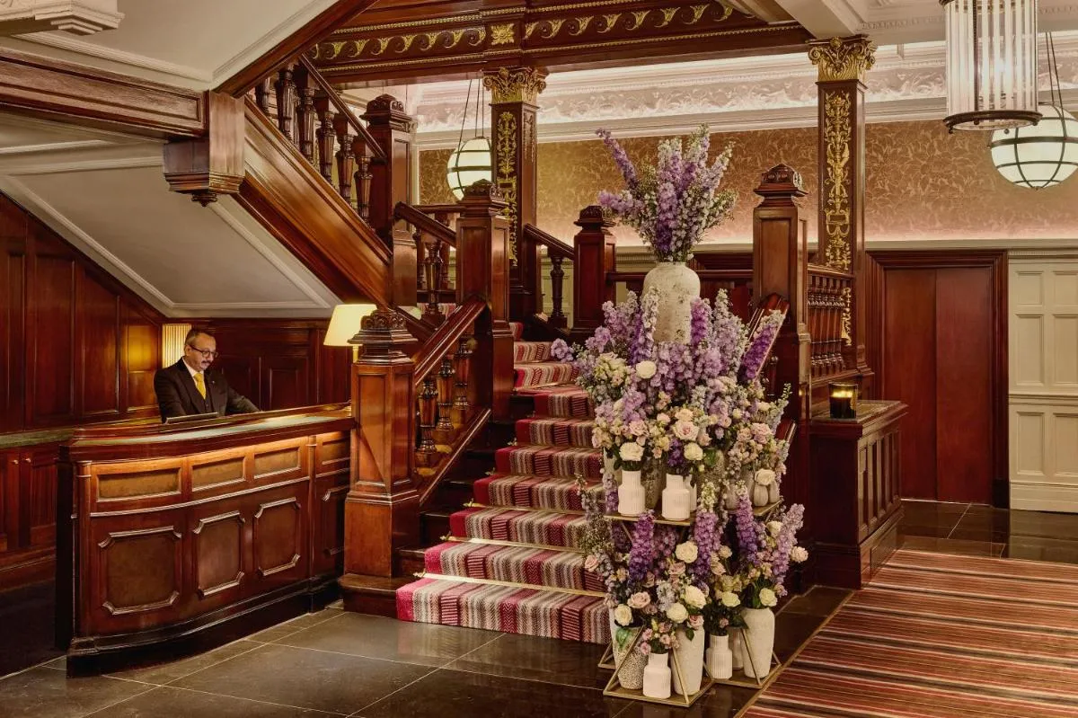 تهي سونناوغهت, مايبوورني — صورة 2