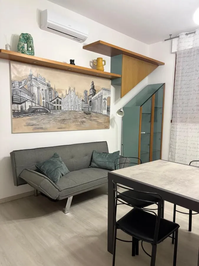 توليب هاوس - ميلانو، إيطاليا