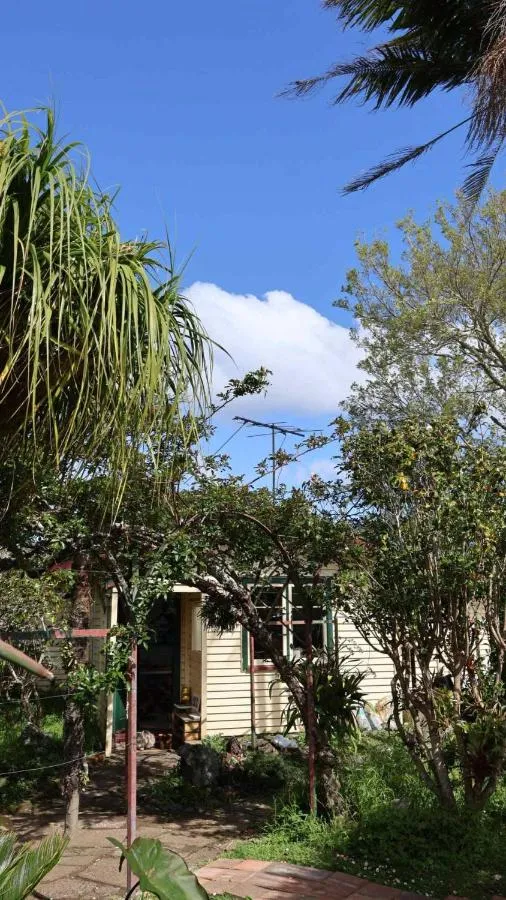 ترانكويل يرلي 1900س ريتريت ين وكلاند ويث فري باركينغ — صورة 4