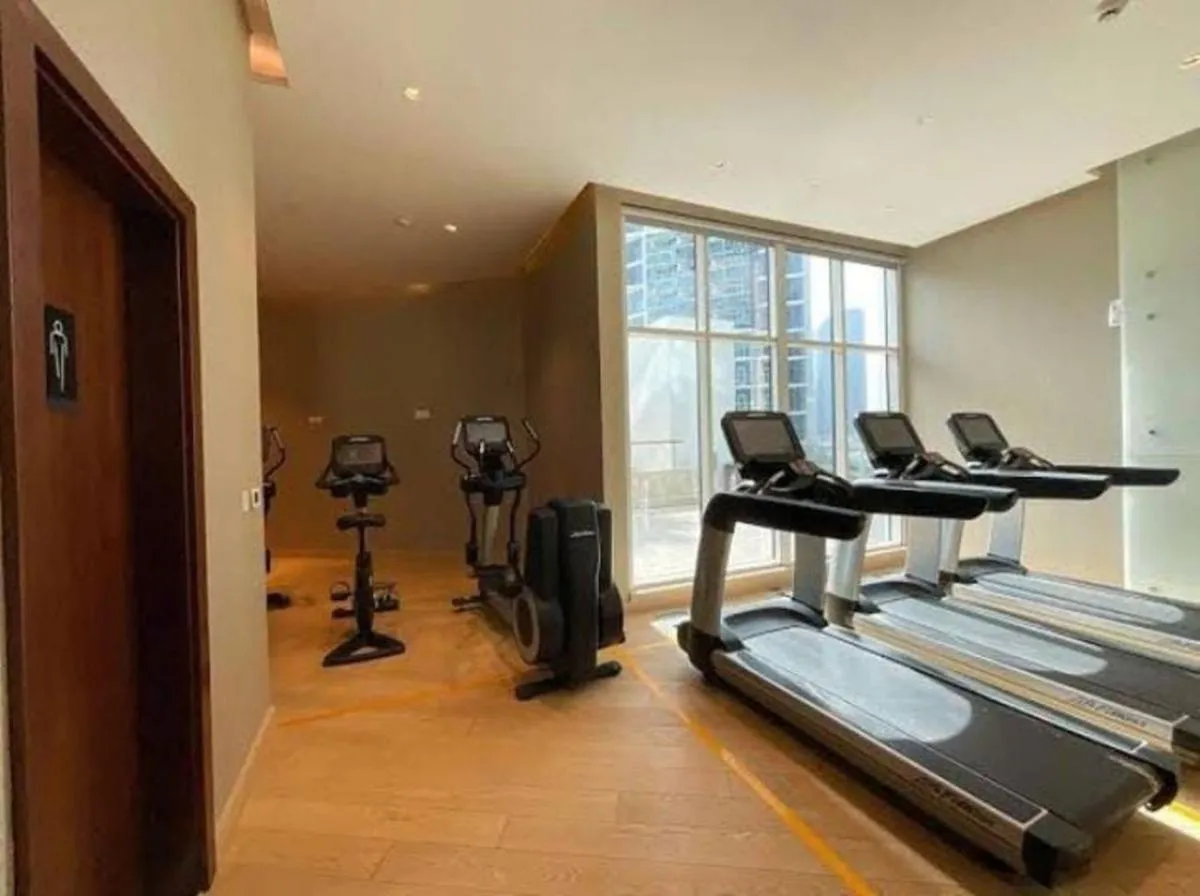 ⁨Elegant Studio with Canal Views DAMAC Prive⁩ — صورة 28