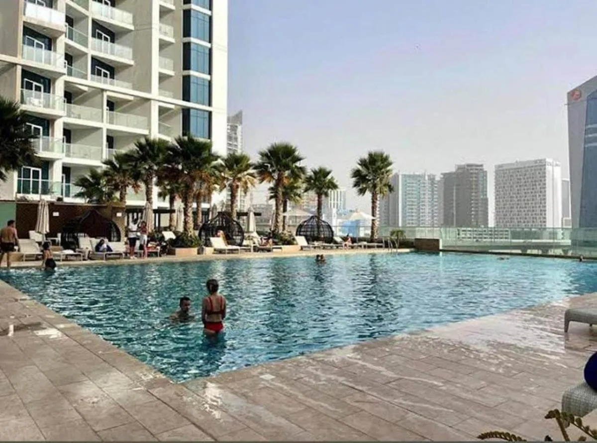 ⁨Elegant Studio with Canal Views DAMAC Prive⁩ — صورة 26