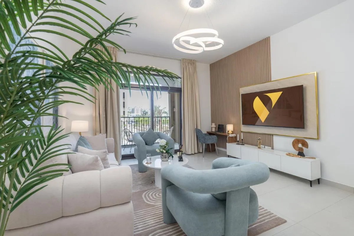 Vogue Madinat Jumeirah Living Jadeel near Burj AlArab, One-Bedroom Apartment with Large Balcony and Pool View, Access to All Amenities — صورة 2