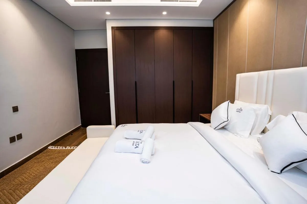 ⁨High-Rise Comfort 2BR in Nobles Tower in Dubai⁩ — صورة 24