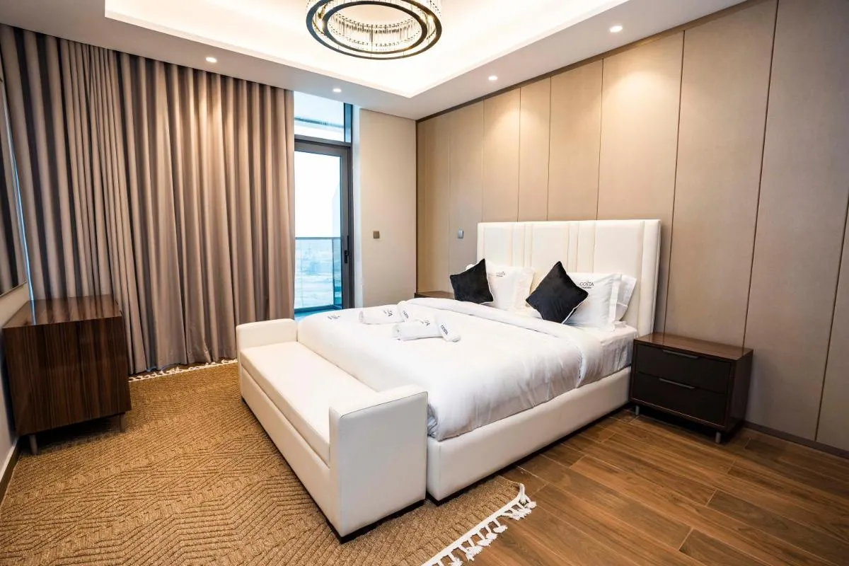 High-Rise Comfort 2BR in Nobles Tower in Dubai
