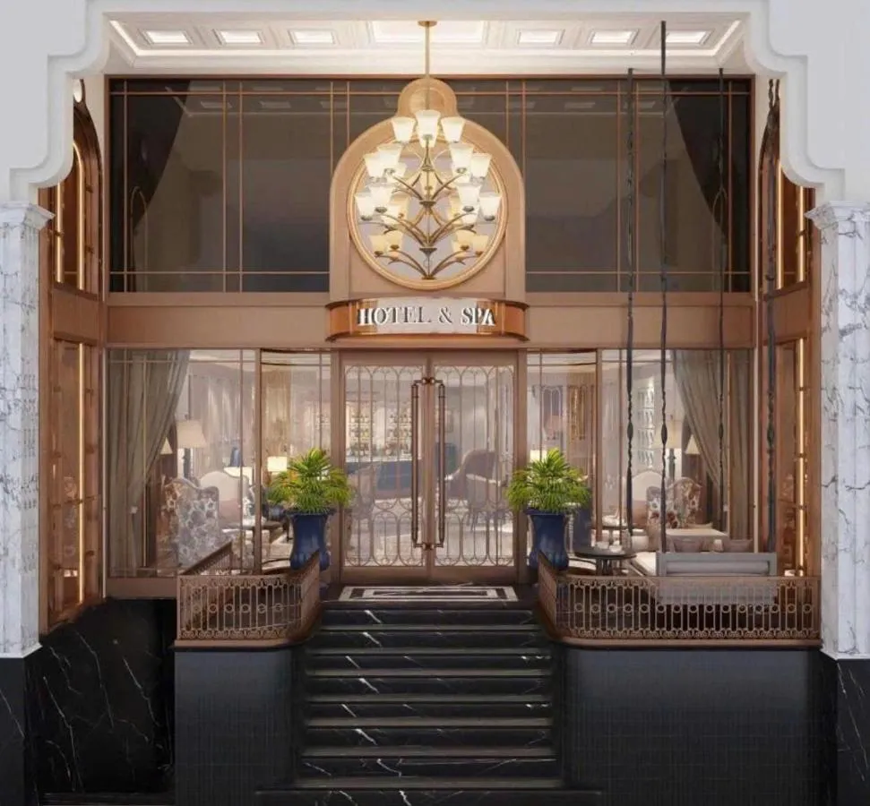 سولار بريميوم و سبا - هانوي، فيتنام