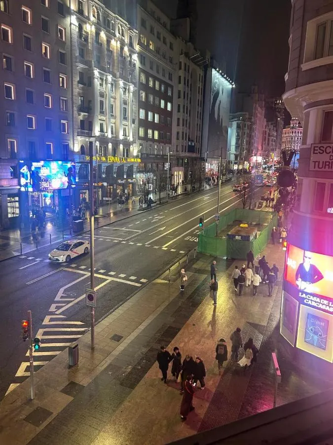⁨هوستال بونوس ايرس غران فا مادريد⁩ — صورة 11