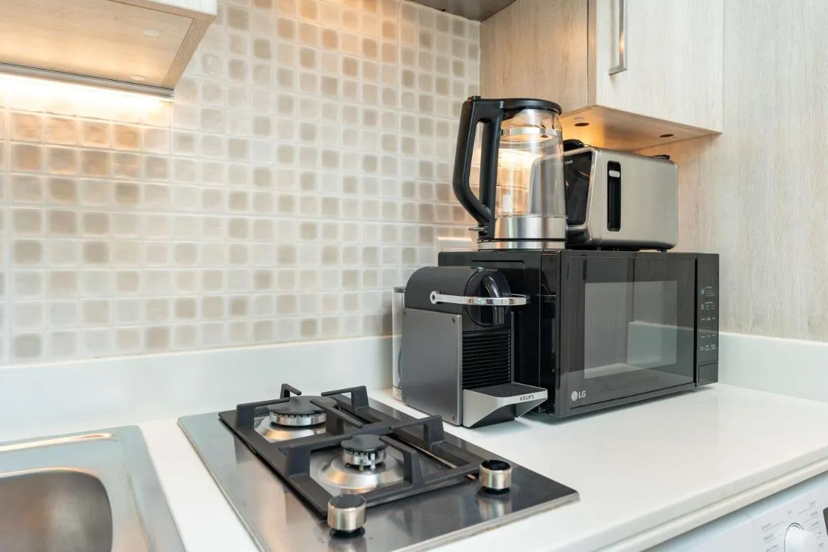 ⁨PVH - Seven Palm - Modern Studio with Beach Access near Palm Jumeirah Mall⁩ — صورة 11